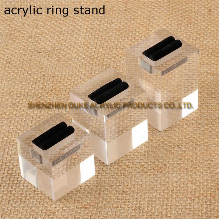 Wholesale Plexiglass Jewelry Ring Display Stand Jewelry Holder Acrylic Ring Display