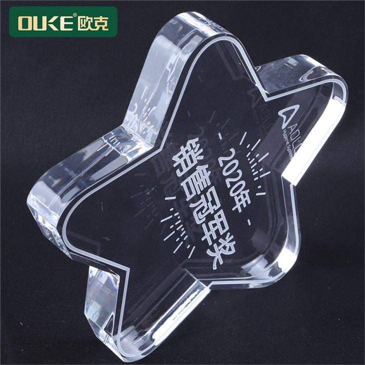 Niestandardowe przezroczyste akrylowe trofeum do cięcia laserowego Lucite Awards